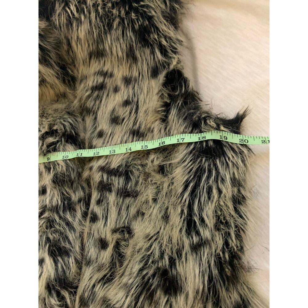 Al­ice + Olivia Animal Print Faux Fur Vest Size Small - Picture 5 of 6